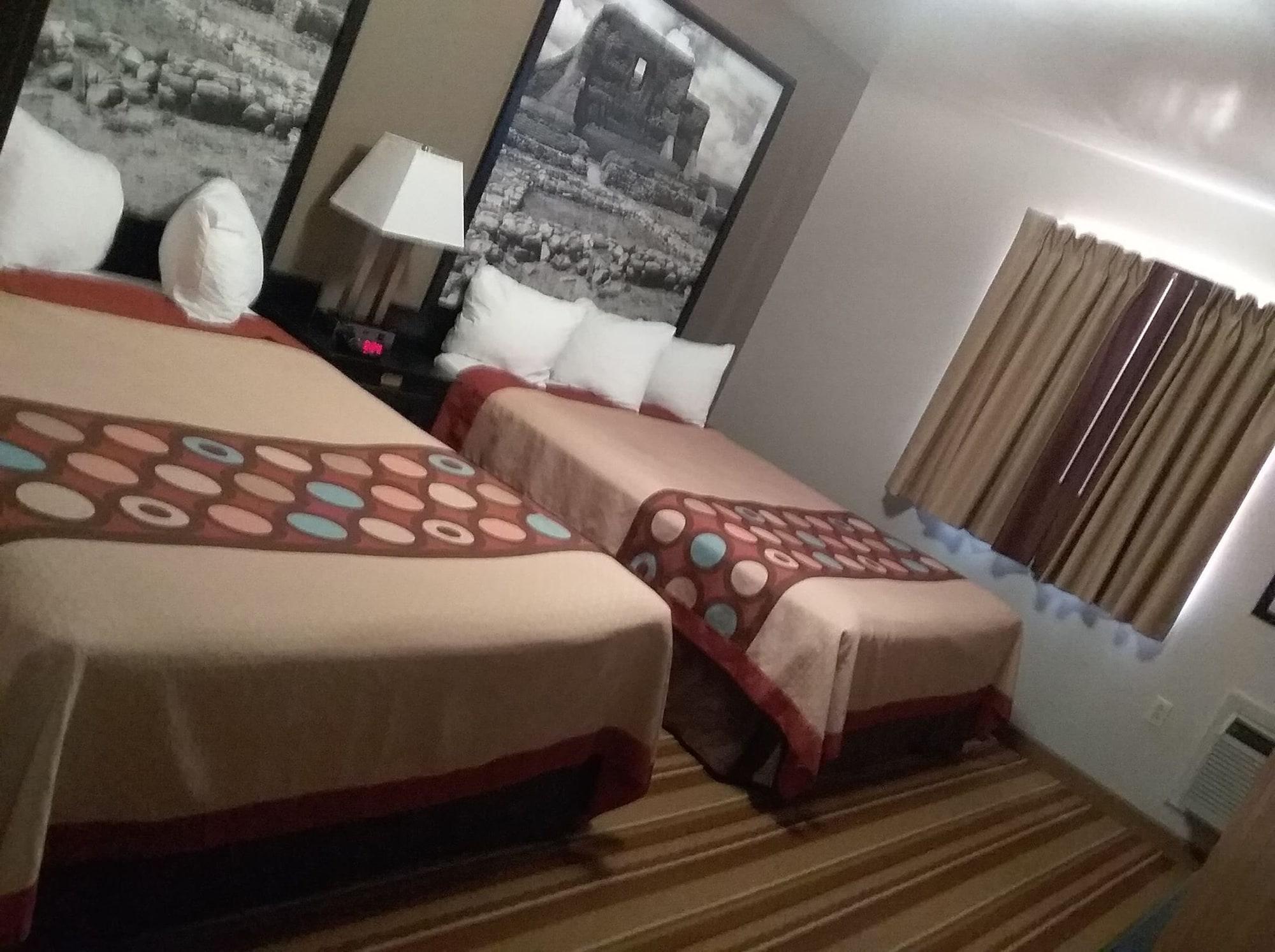 Hotel Super 8 By Wyndham Taos