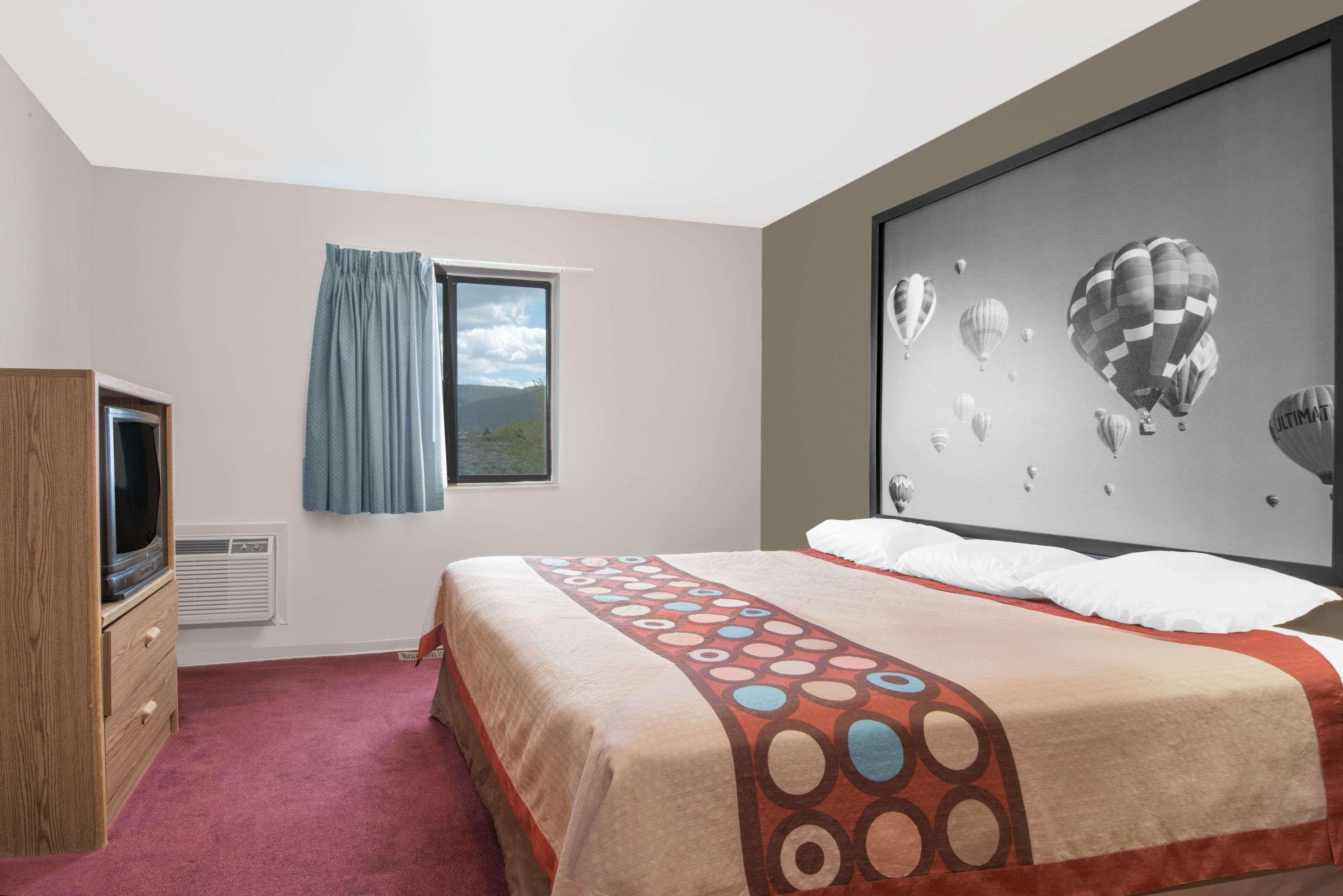 Super 8 By Wyndham 3*